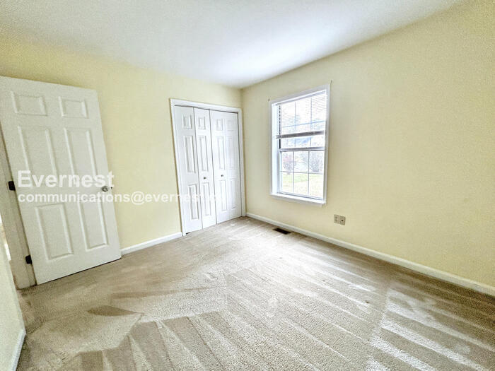 Building Photo - 217 Mimosa Ave