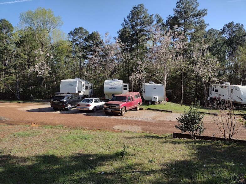 Building Photo - 379 Co Rd 3425