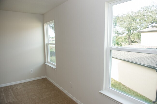 Building Photo - 17361 Bal Harbour Dr