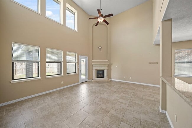 Building Photo - 6503 Loralie Ln