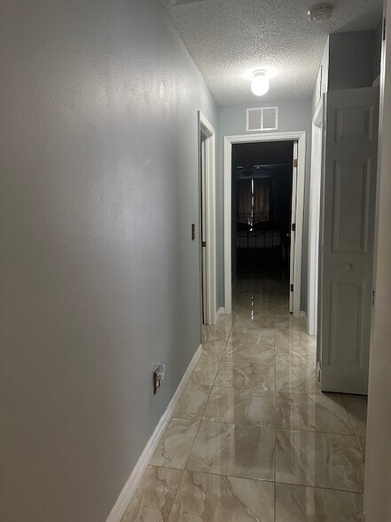 Building Photo - 4538 Winding River Way