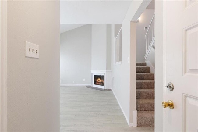 Building Photo - 10254 Bridgeland Ln