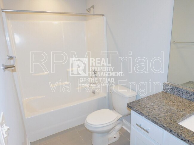 Building Photo - 6826 Magnolia Pk Ct