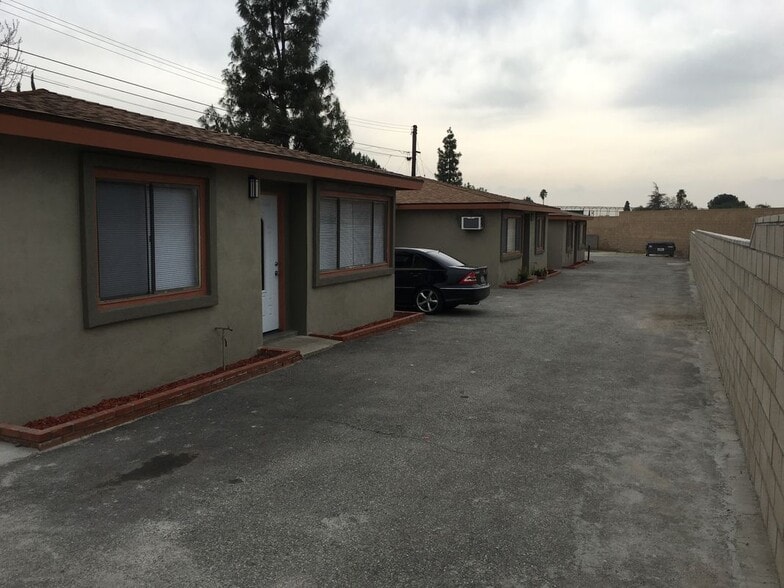 Building Photo - 642-648 W. 3rd St.