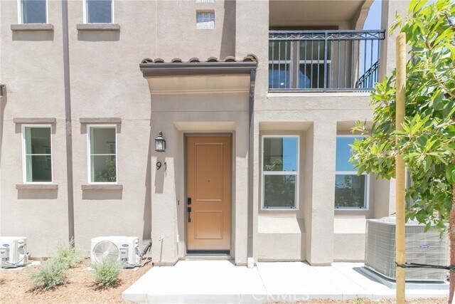 Building Photo - 2317 W Broadway