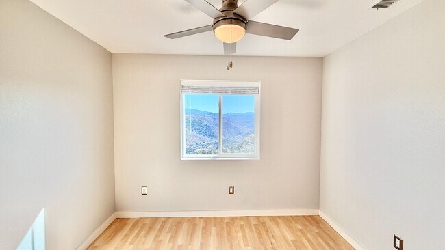 Building Photo - Spacious Two-Story Country Home with Amazi...