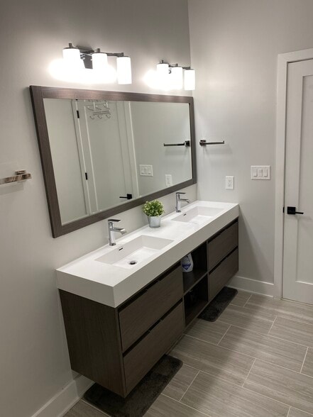 Building Photo - 7129 Georgia Ave NW