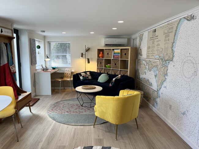 Building Photo - 10 Ox Point Dr