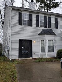 Building Photo - 3001 Falling Water Point