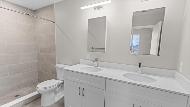 Building Photo - 475 Communipaw Ave