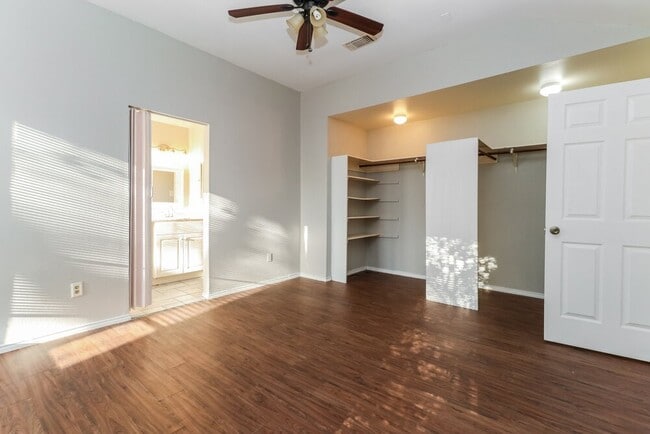 Building Photo - 5210 Kristen Ct