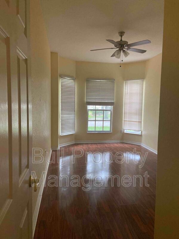 Building Photo - 7830 St Andrews Cir