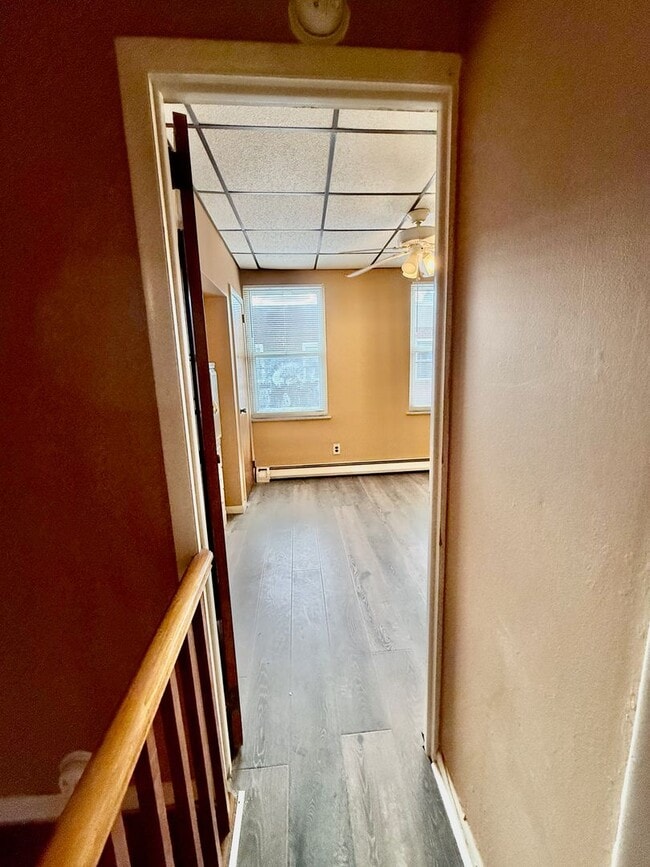 Building Photo - Recently UPDATED 3 BD/1 BA HOUSE in great East Passyunk/LOMO location w/ new Engineered Wood Floo...