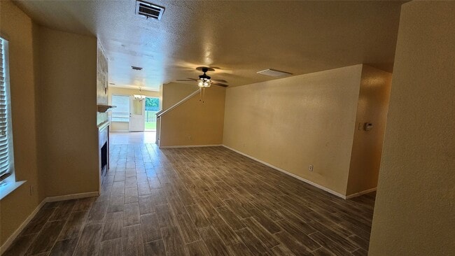 Building Photo - 22135 Greengate Dr