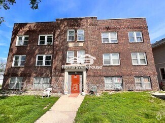Building Photo - 610 N Buxton St