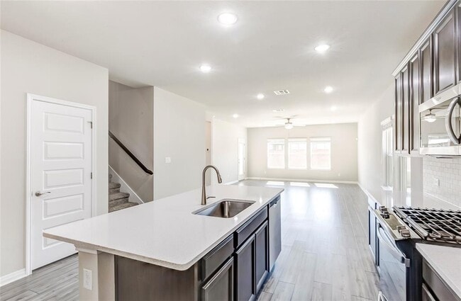 Building Photo - 2853 Moyer Ln