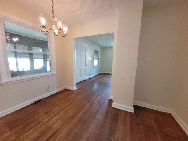 Building Photo - RIVER PARK