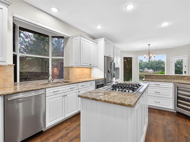 Building Photo - 6809 Cedar Ridge Ct