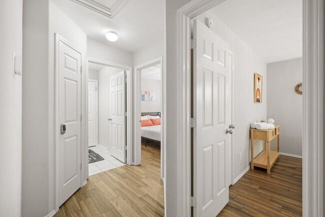 Building Photo - 22211 Bellow Glen Dr