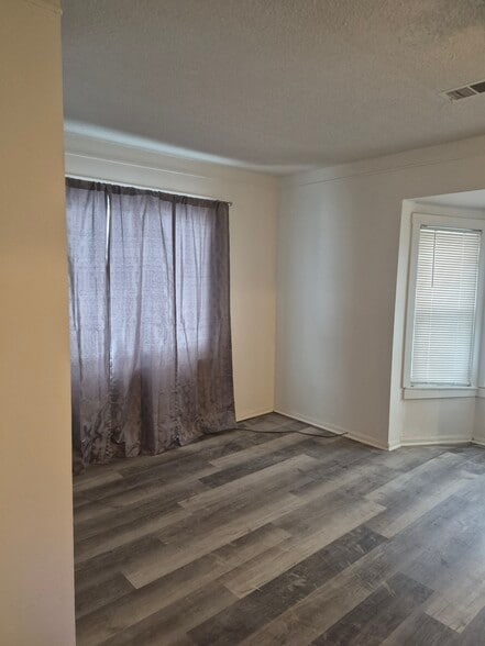 Building Photo - 12375 Prospect Ave