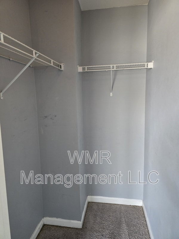 Building Photo - 912 Sherman St