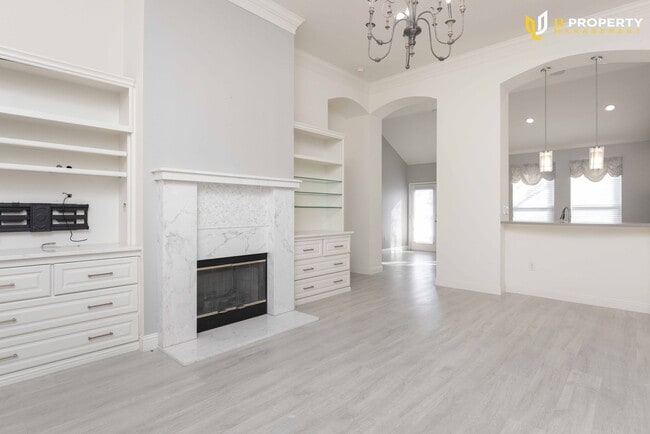 Building Photo - What's special