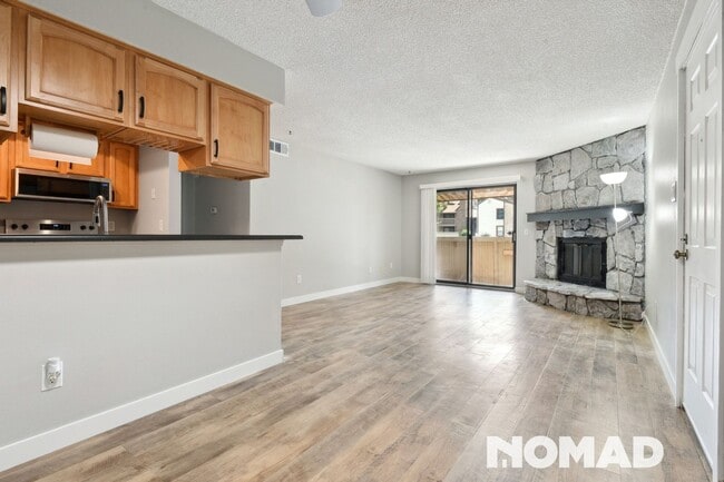 Building Photo - Charming 2BR Condo in Arvada