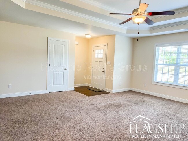 Building Photo - 118 Quail Hollow Dr