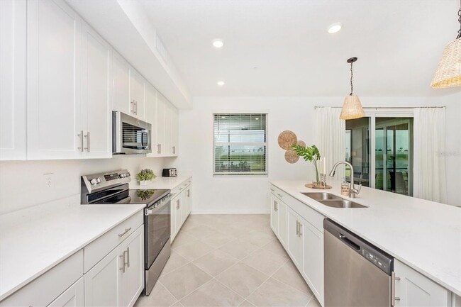 Building Photo - 12620 Radiance Ct
