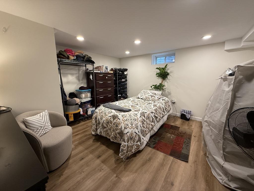 Building Photo - 287 Bacon St