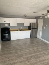 Building Photo - 1 Bedroom 1 Bath In Central Las Vegas