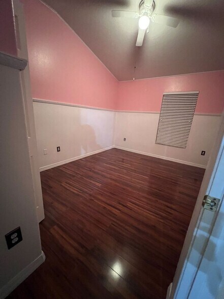 Building Photo - 1349 Gallberry Ct