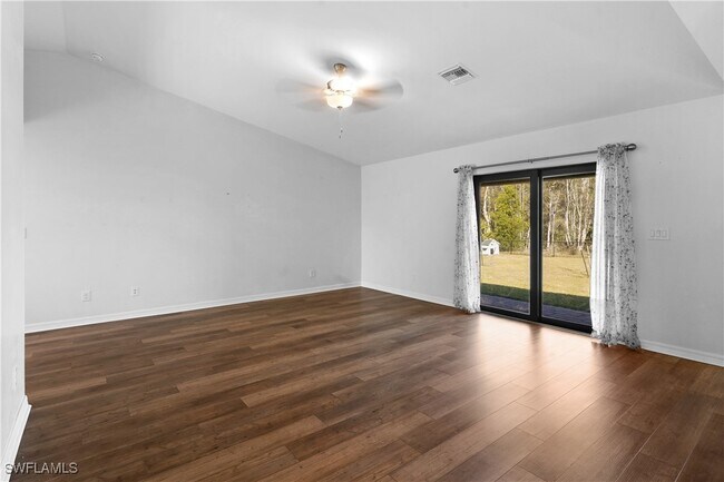 Building Photo - 862 Winwood Cir