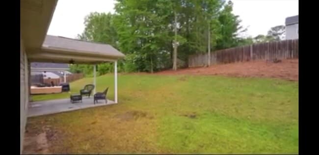 Building Photo - 468 Timberwood Dr