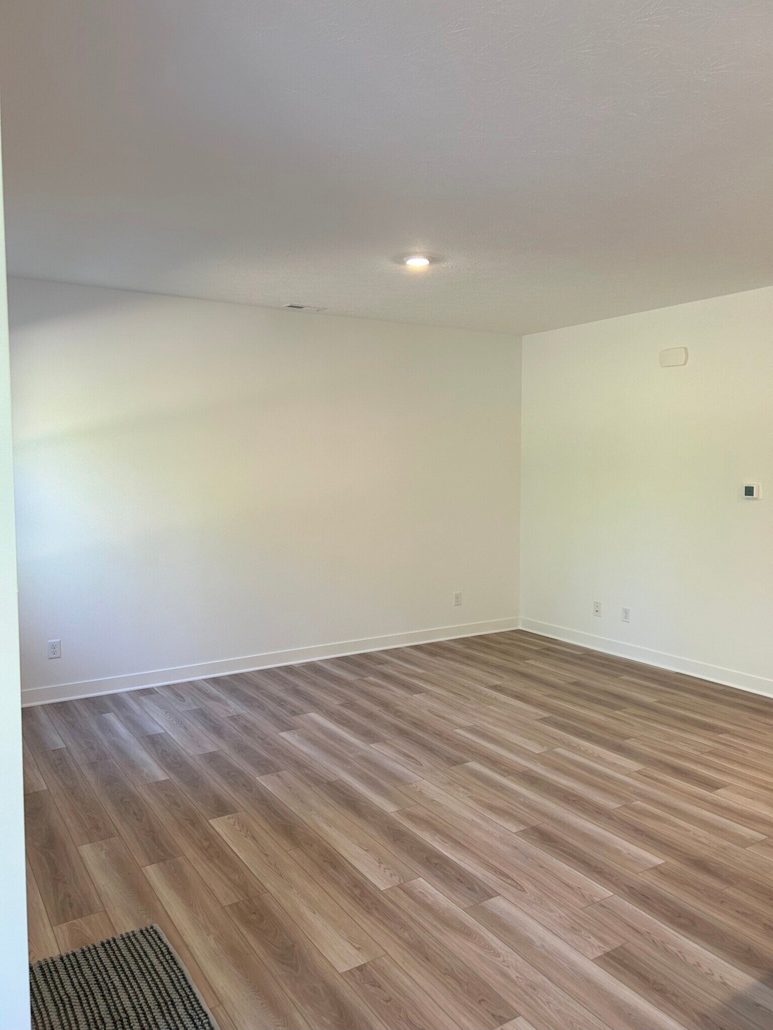 Building Photo - 1752 Trinity Ln