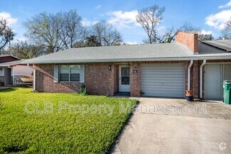 Building Photo - 910 New Castle Ct