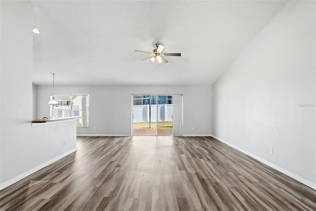 Building Photo - 1791 Florence Vista Blvd