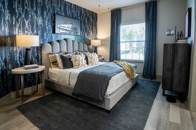 Building Photo - Cortland Mallard Creek