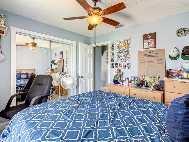 Building Photo - 853 Blanc Ct