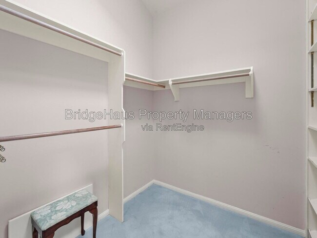 Building Photo - 7753 Via Capri
