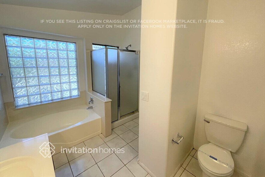 Building Photo - 16030 W Diamond St