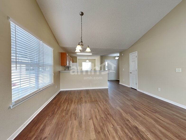 Building Photo - 64 Cordage Cir