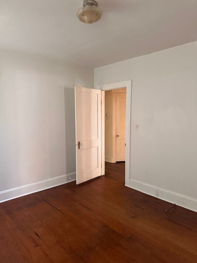 Building Photo - RENTAL HOME 2BD/1BTH