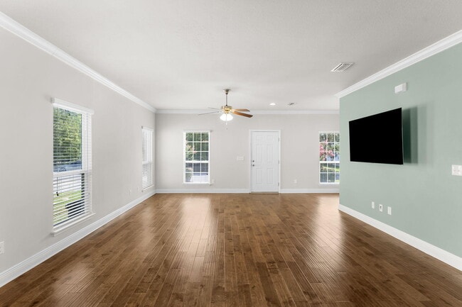 Building Photo - 163 Mosaic Oaks Cir