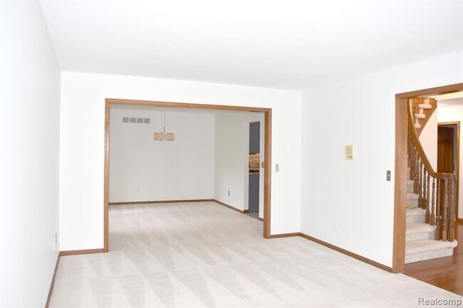 Building Photo - 1312 Kingspath Dr