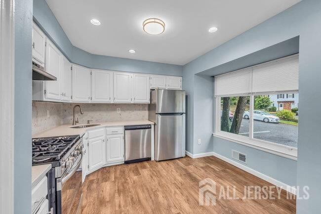 Building Photo - 54 Dogwood Ct