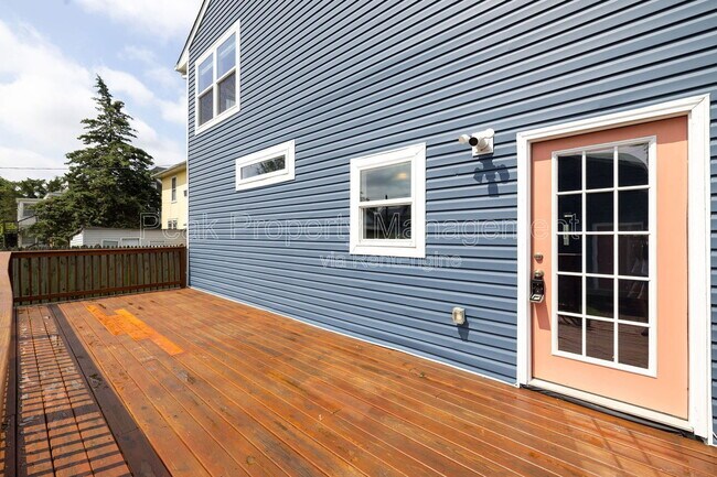 Building Photo - 2615 North Ave