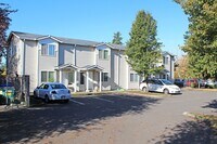 Building Photo - 1971 SE 122nd Ave