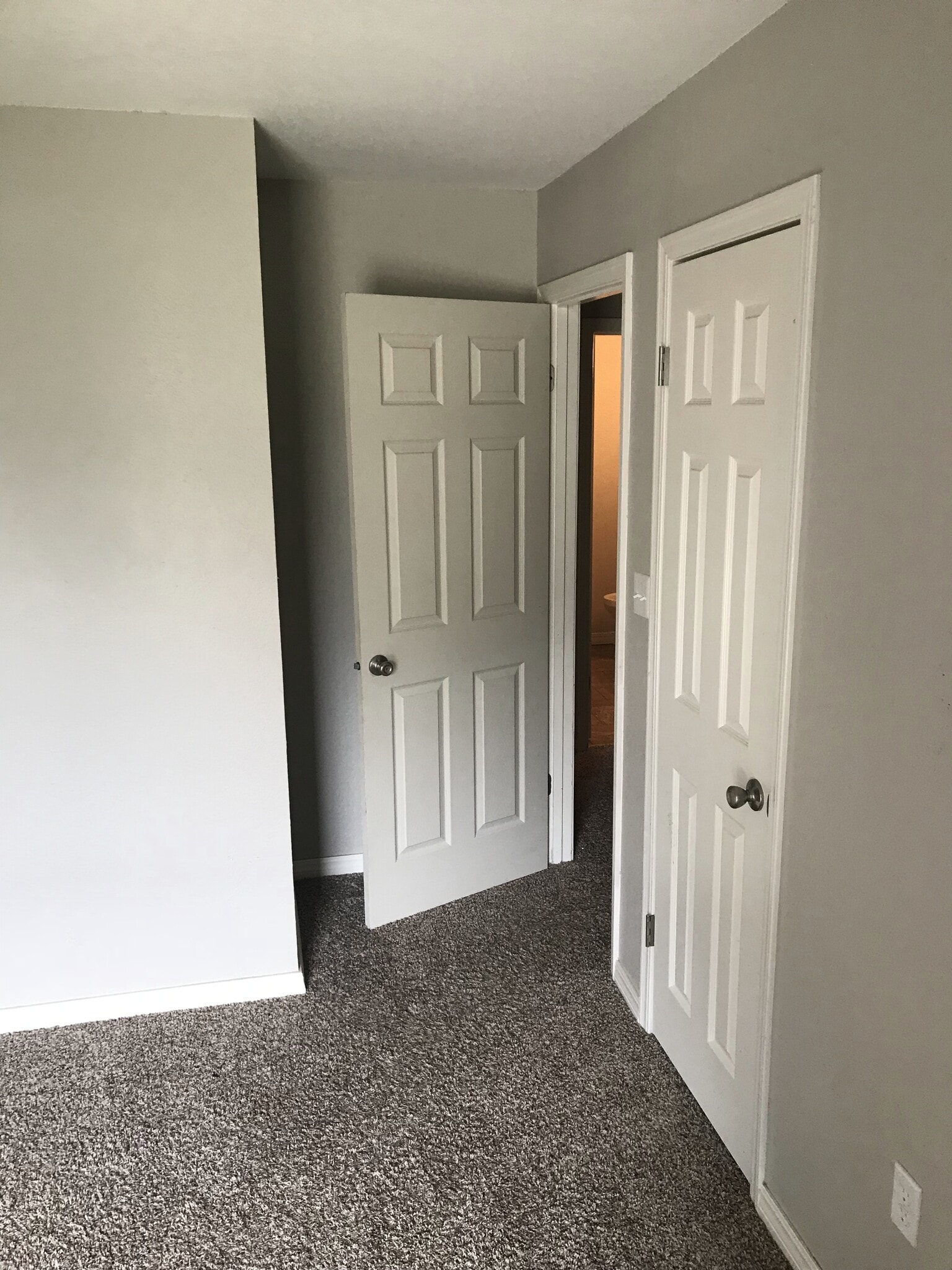 Building Photo - 825 Hardy Springs Cir