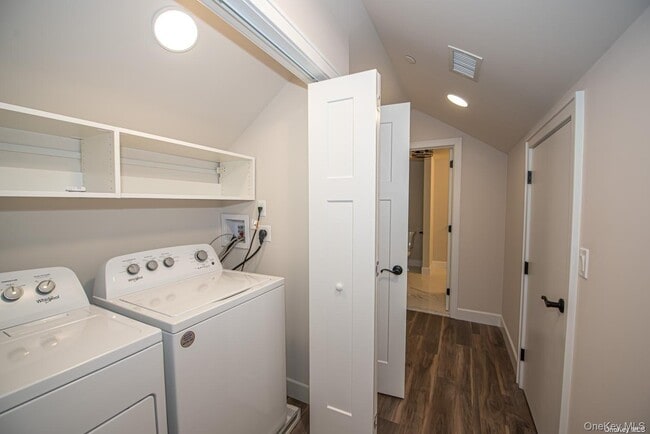 Building Photo - 1090 New York Ave